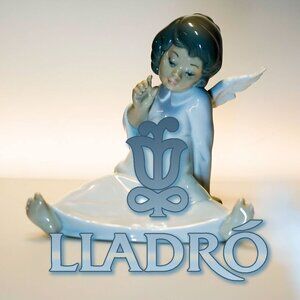 1977 Lladró “Angel Wondering” In Excellent Condition